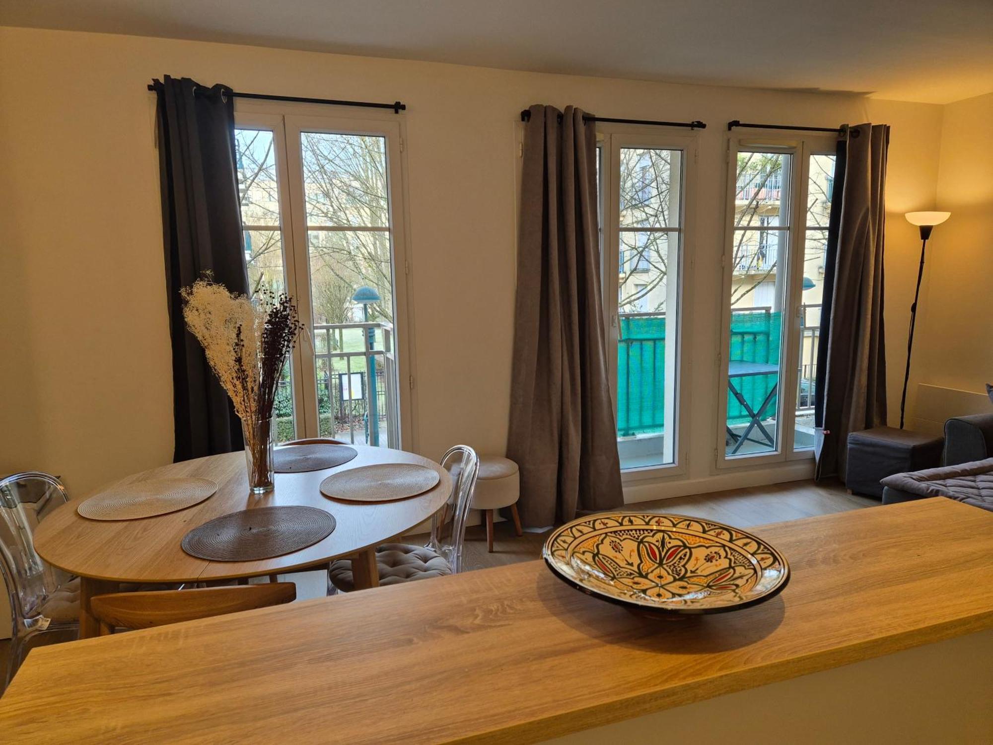 Appartement Cosy Pres Du Rer 쉐시 외부 사진
